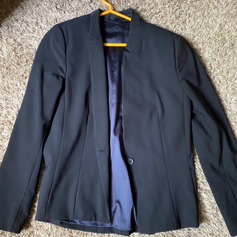 Women’s black blazer size 12 barley worn